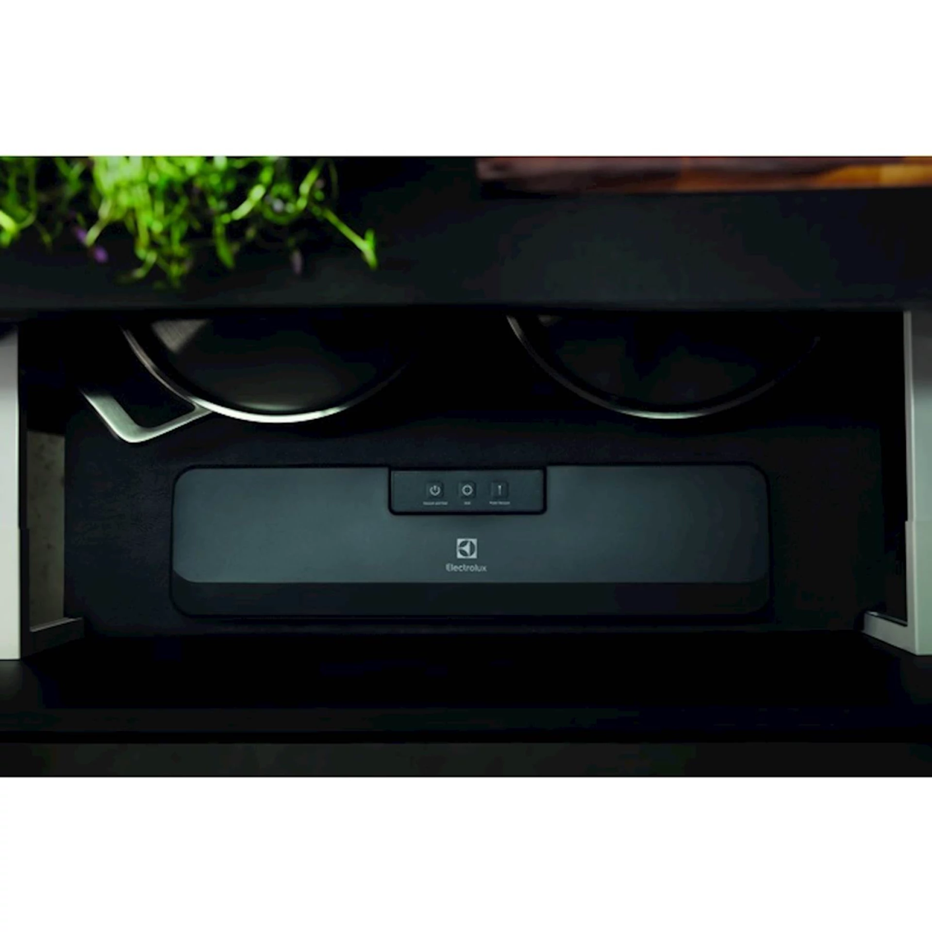 Aparat za vakumiranje Electrolux E4VS1-4AG