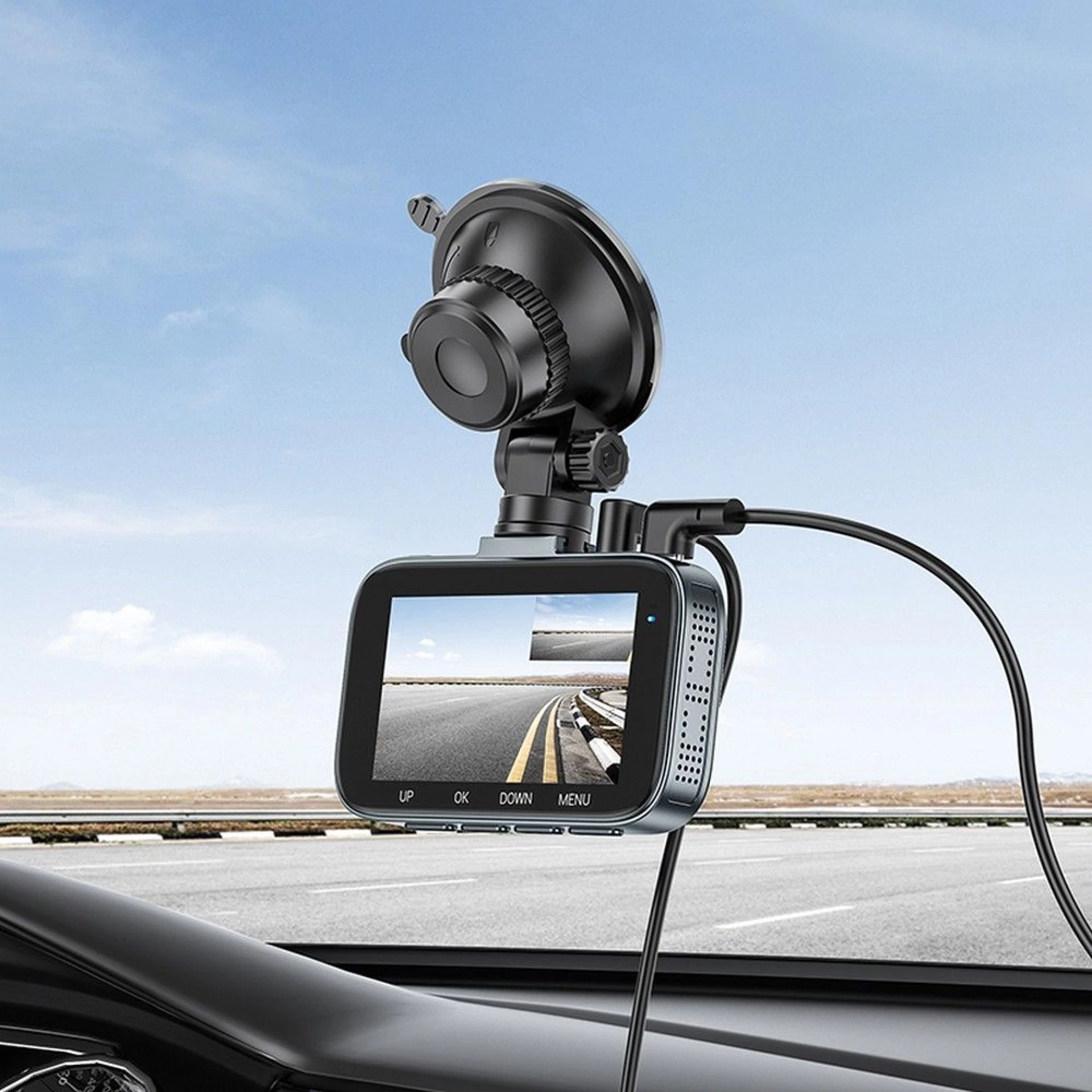 Auto kamera HOCO sa displejom 3inch + zadnja kamera 1080P/30fps DV6