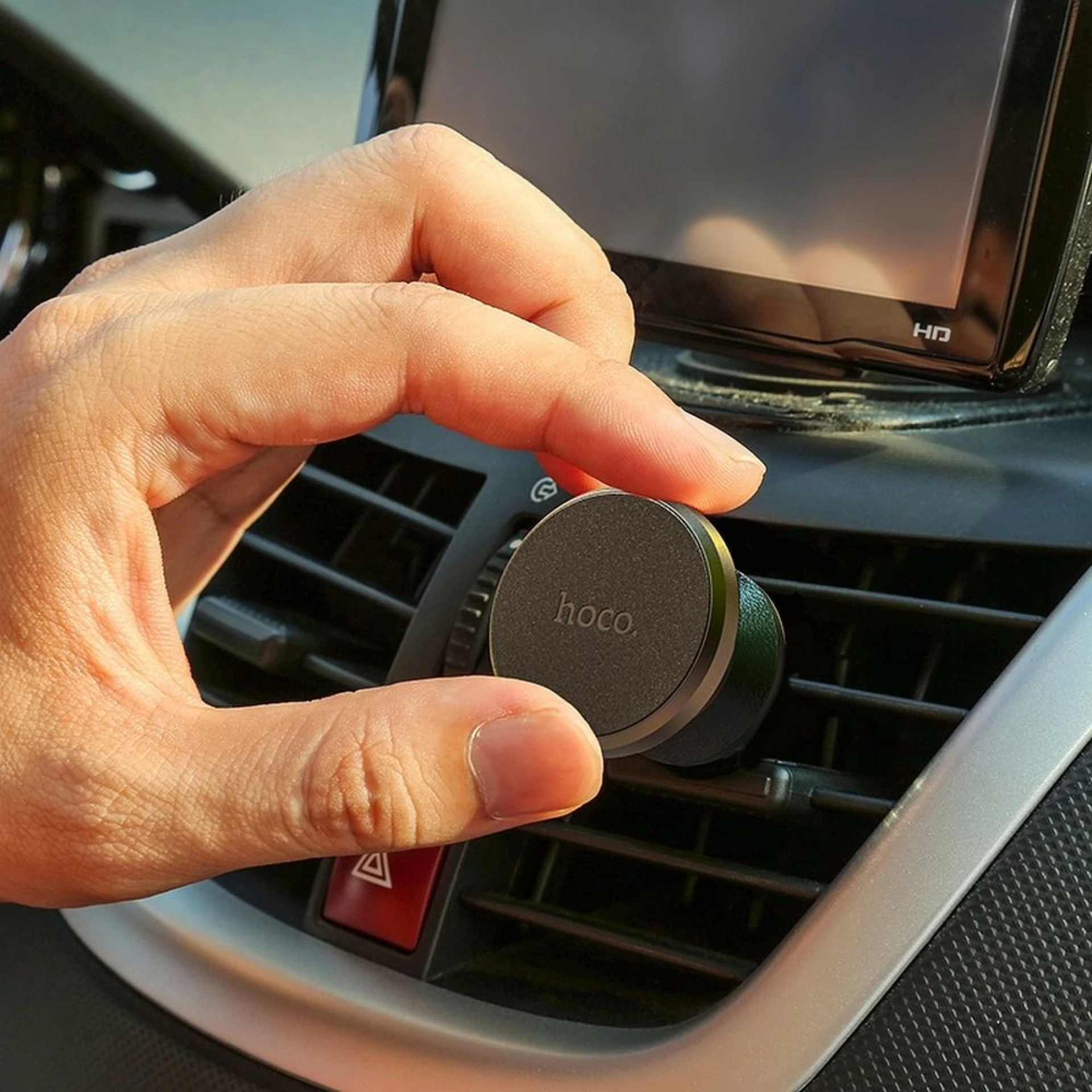 Auto stalak HOCO magnetni za ventilaciju black