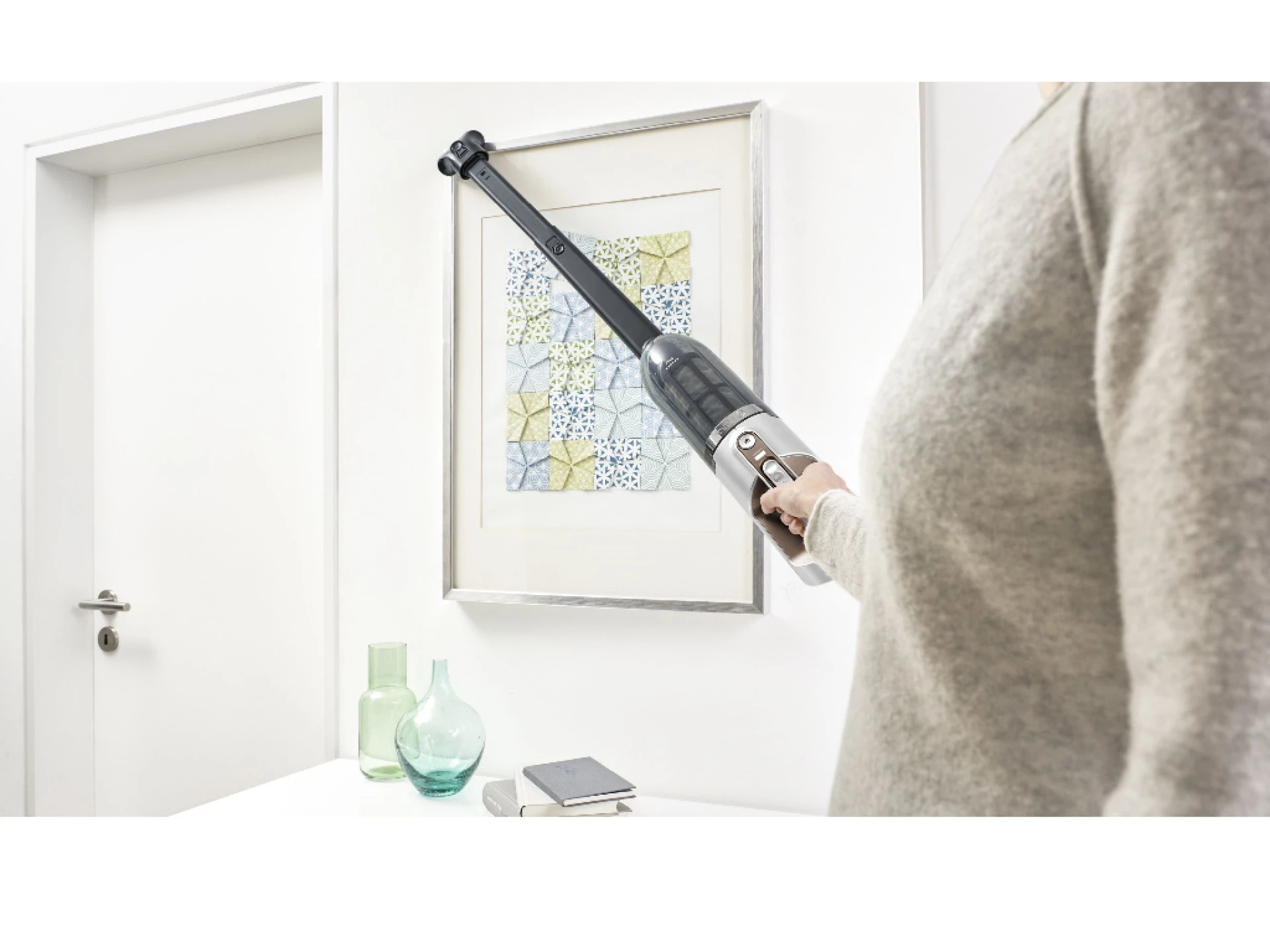 BOSCH 2in1 Usisivač FlexxoSerie 4|, 28V, Smeđa 55 min, 3.3 kg BCH3K2852