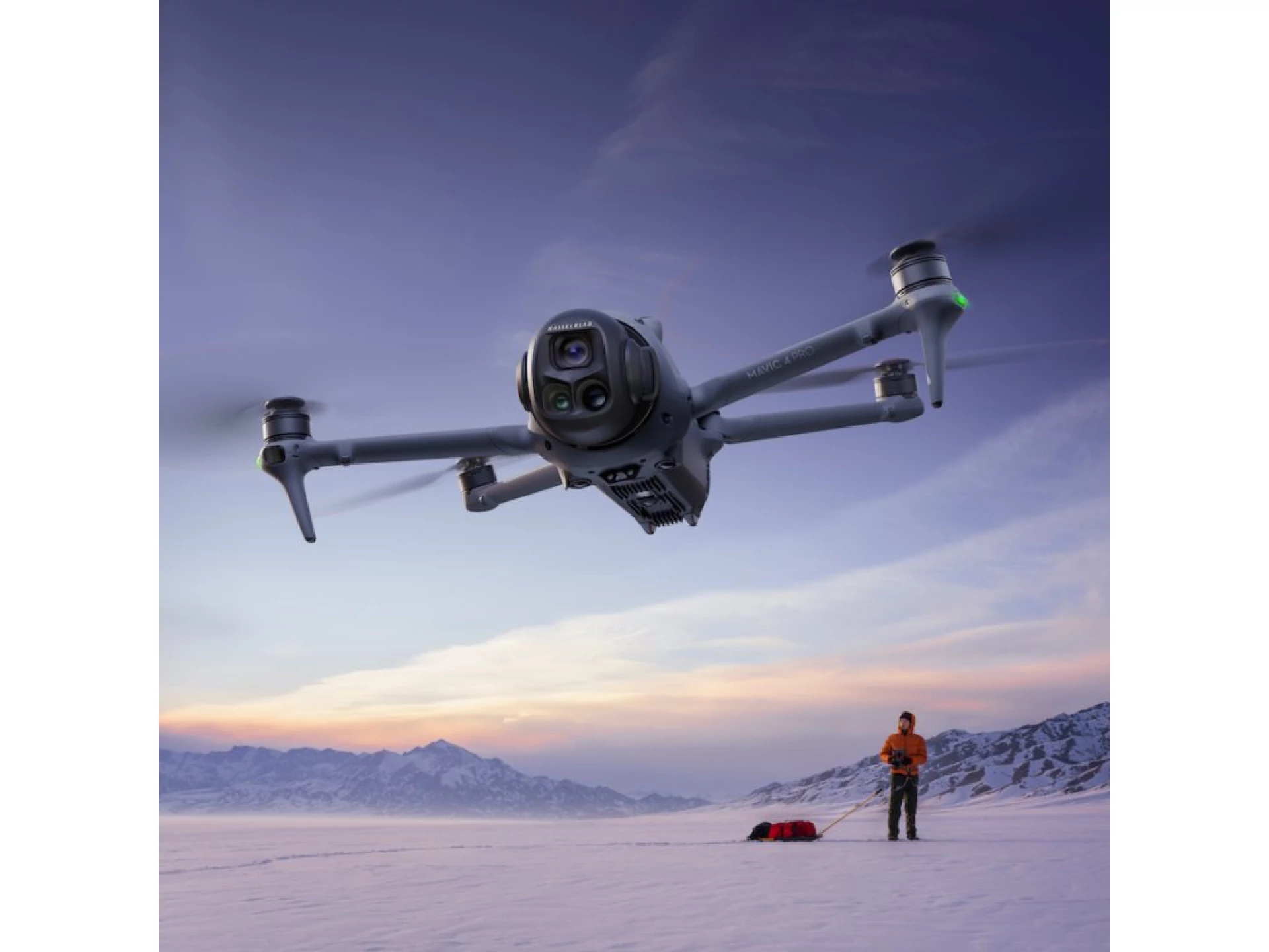 DJI Mavic 4 Pro Fly More Combo(DJI RC 2)