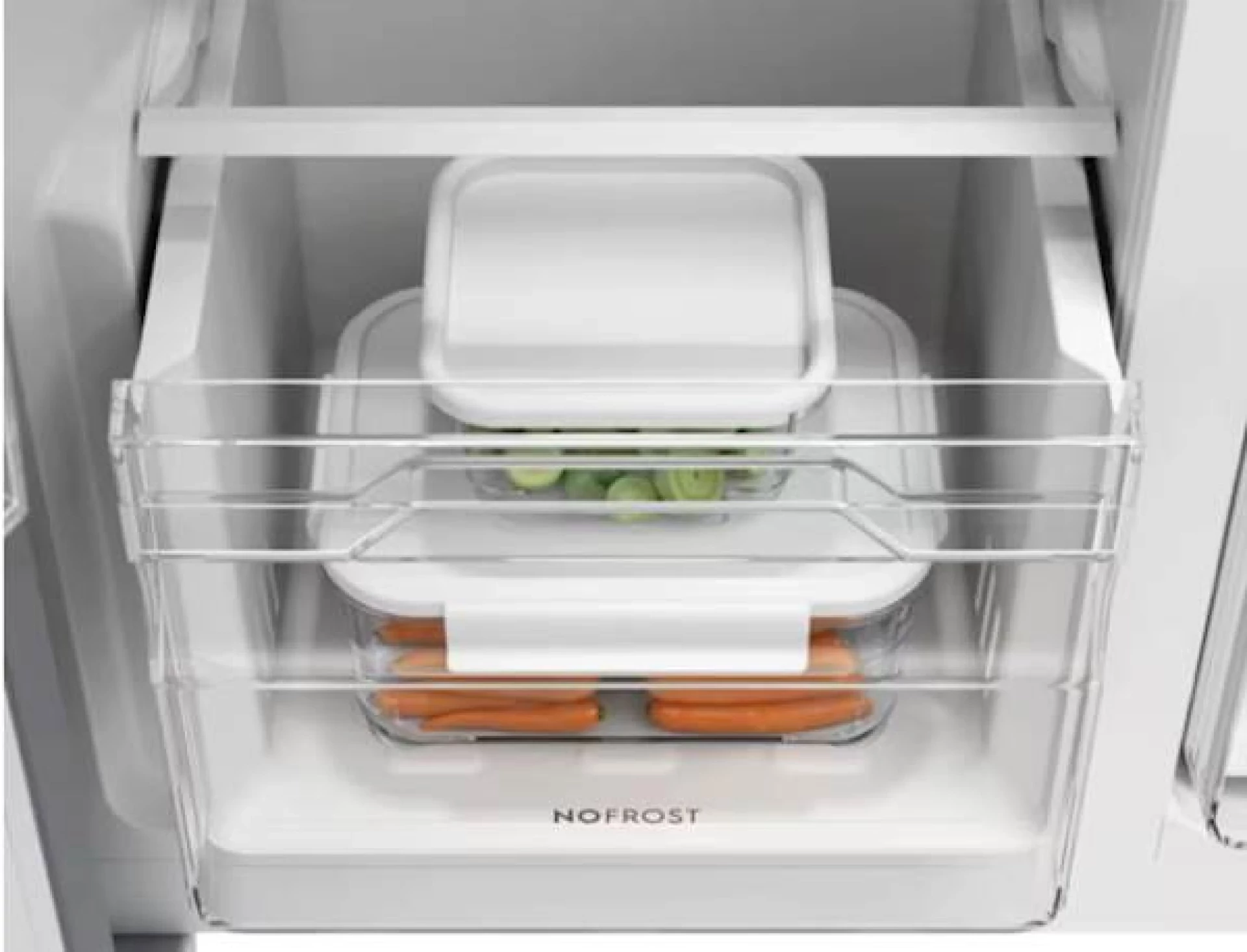Frižider ELECTROLUX EAT6ME53E0 + GRATIS usisivač