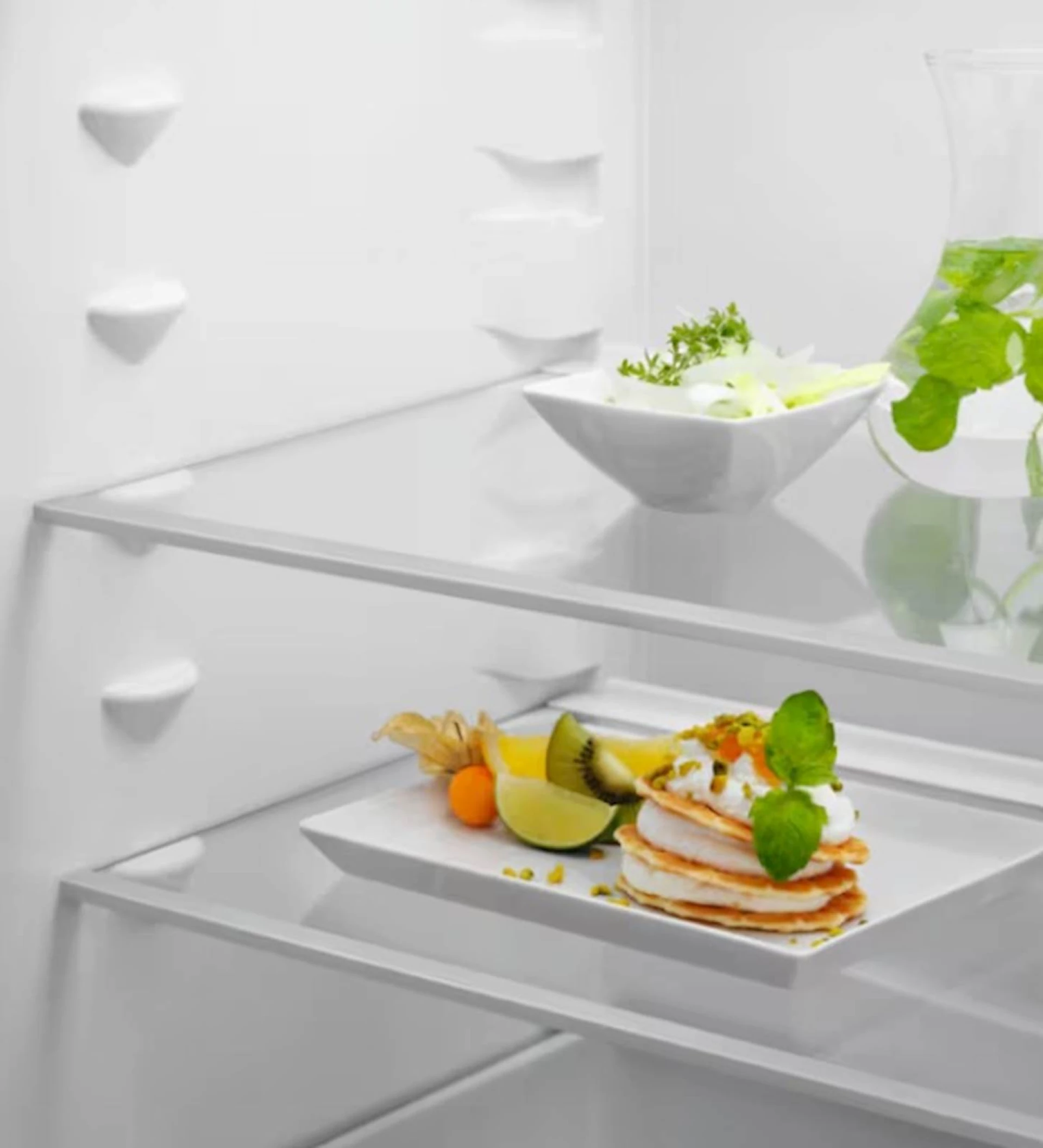Frižider ELECTROLUX LNA7NE18S