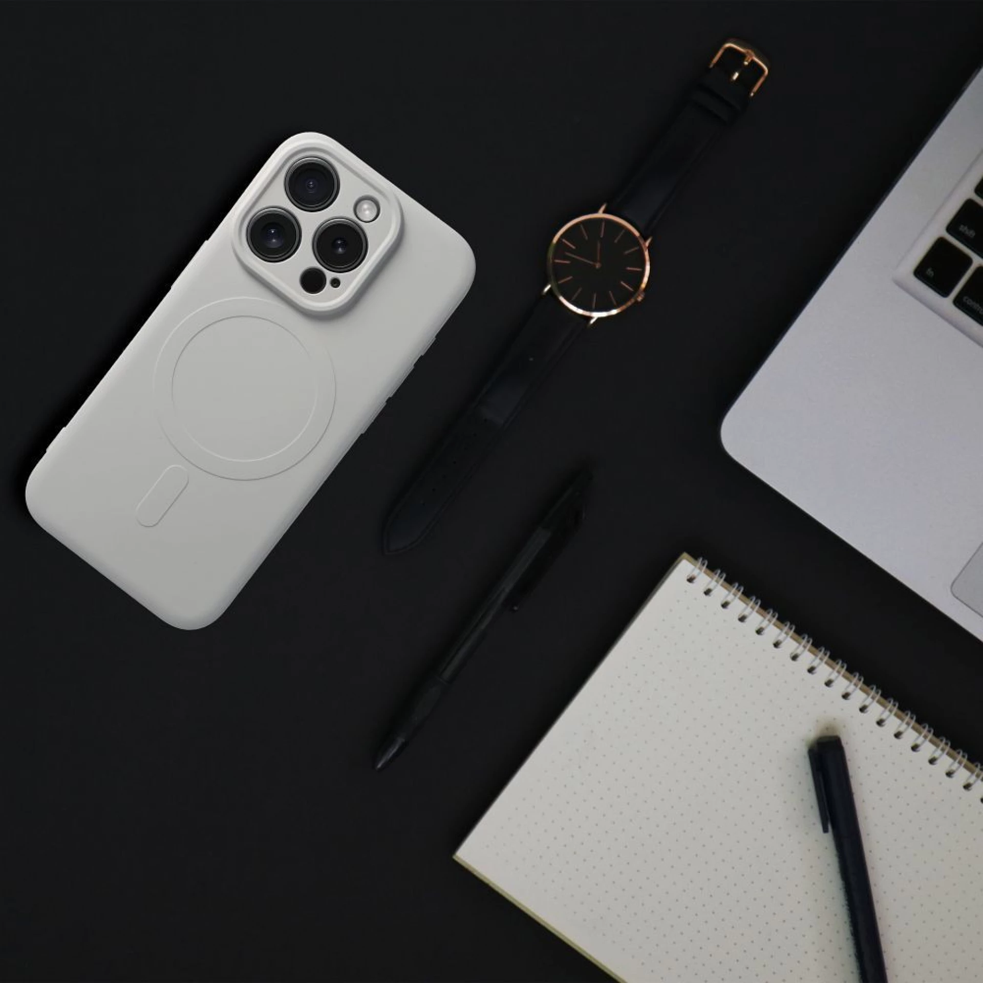 Maska kompatibilna sa MagSafe za IPHONE 15 Pro Max grey titan