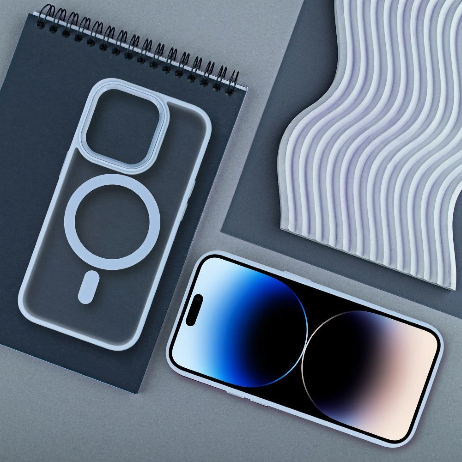 Maska Matte MAG Cover za iPhone 13 Pro plava