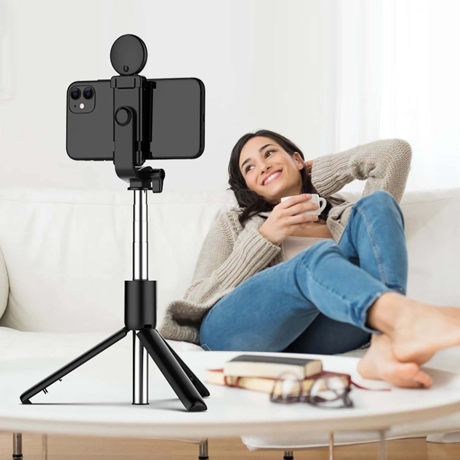 Selfi štap i tripod WR1YXS telescopic 0.71m with lamp