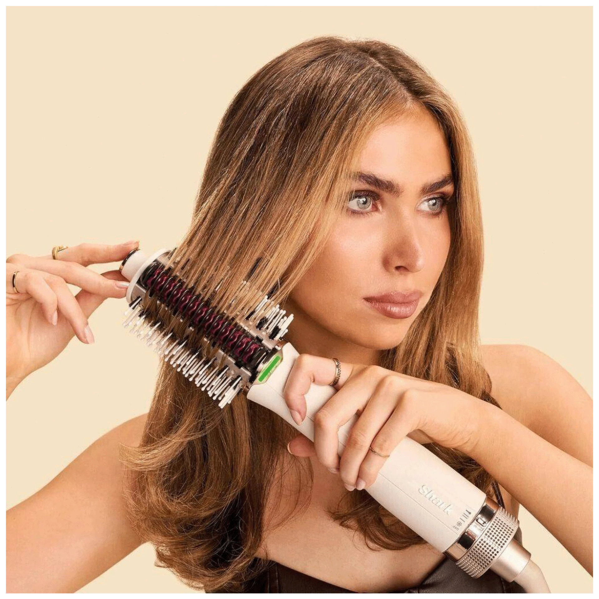 Shark Rotirajuća četka za kosu, 900W, Shark SmoothStyle - HT212EU