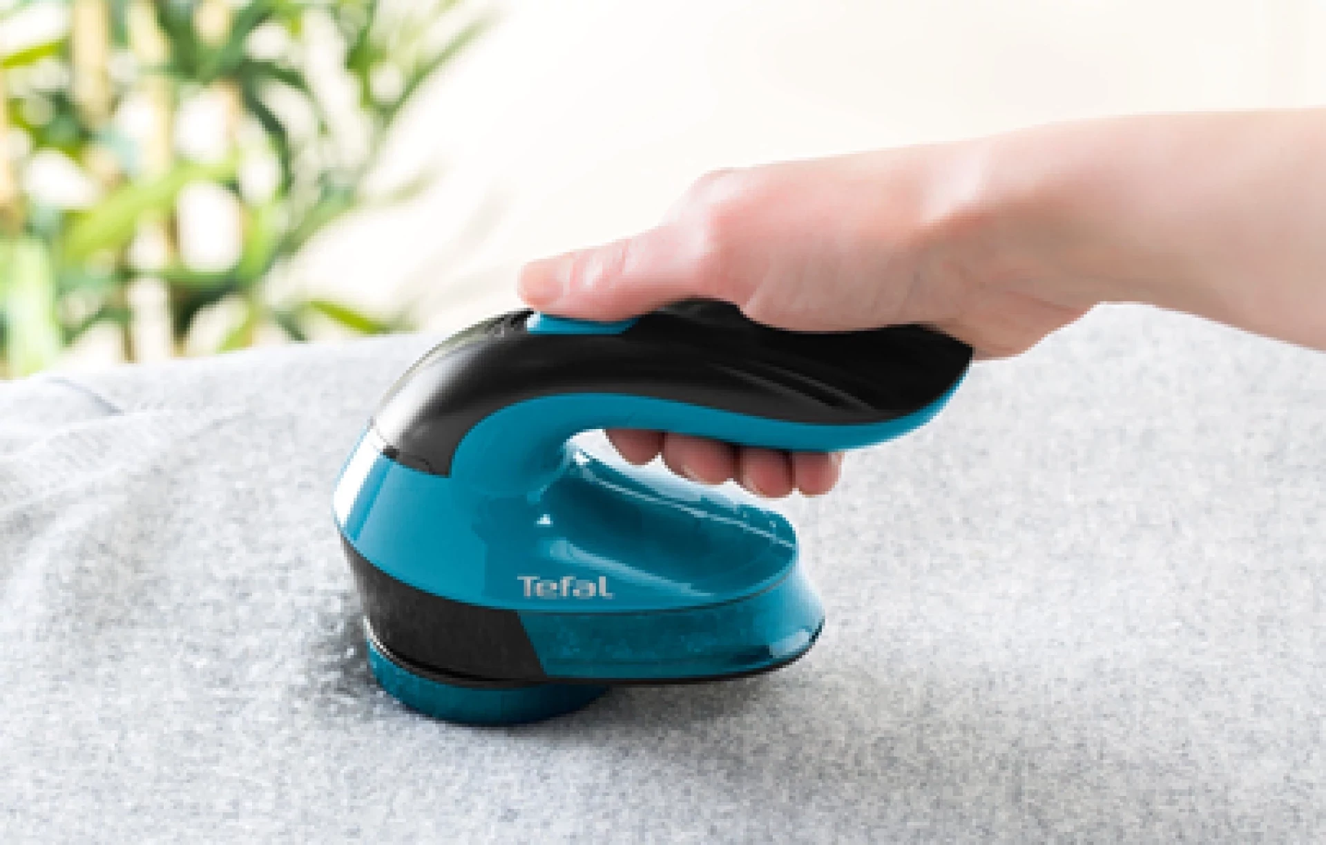 TEFAL Aparat za uklanjanje vlakana s odjece JB1011E0
