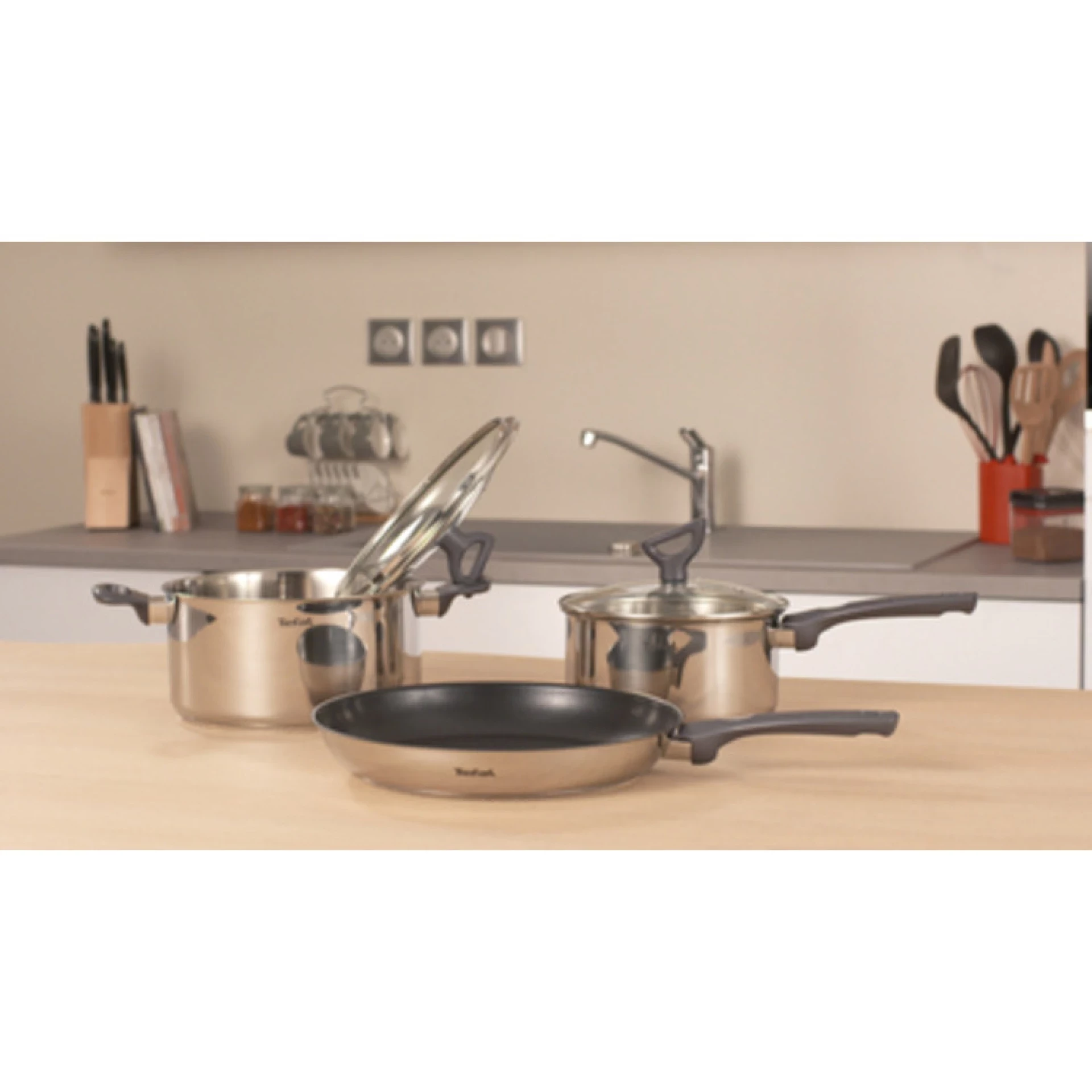 Tefal set posuđa 8/1