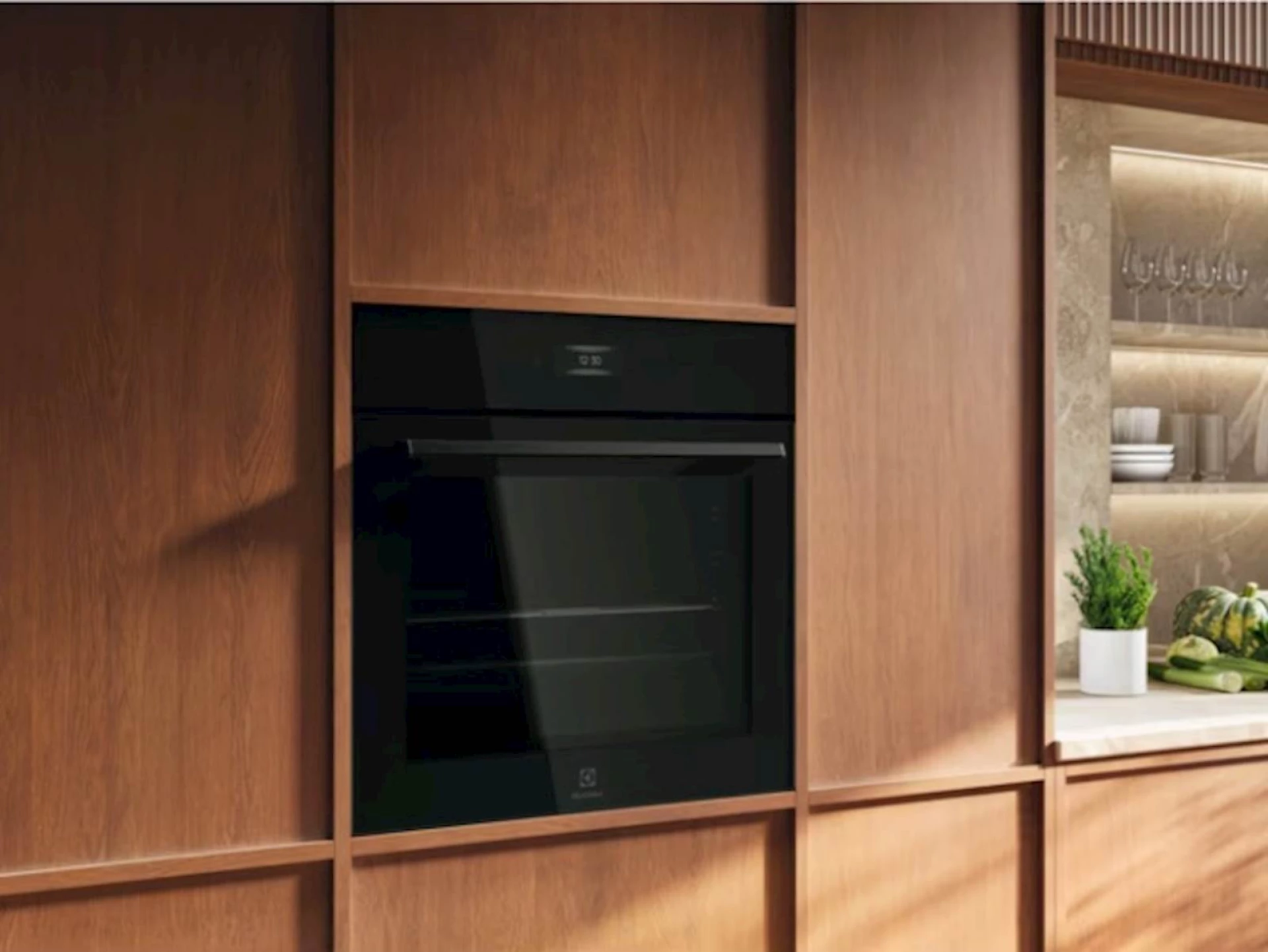 Ugradbena pećnica ELECTROLUX LOX8P87WZ