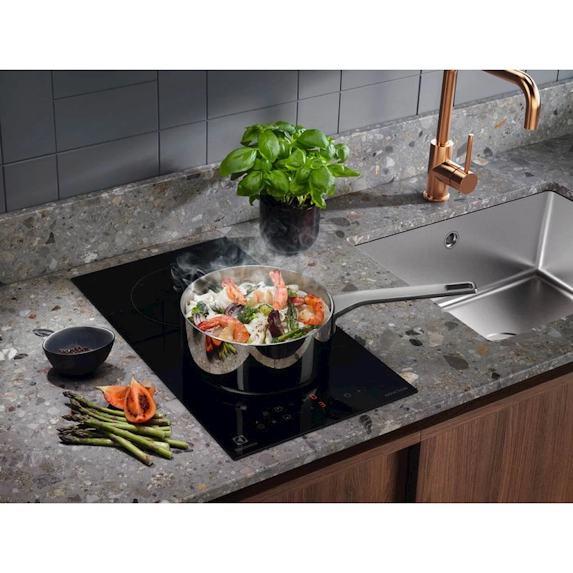 Ugradbena ploča Electrolux LIT30231C, indukcija