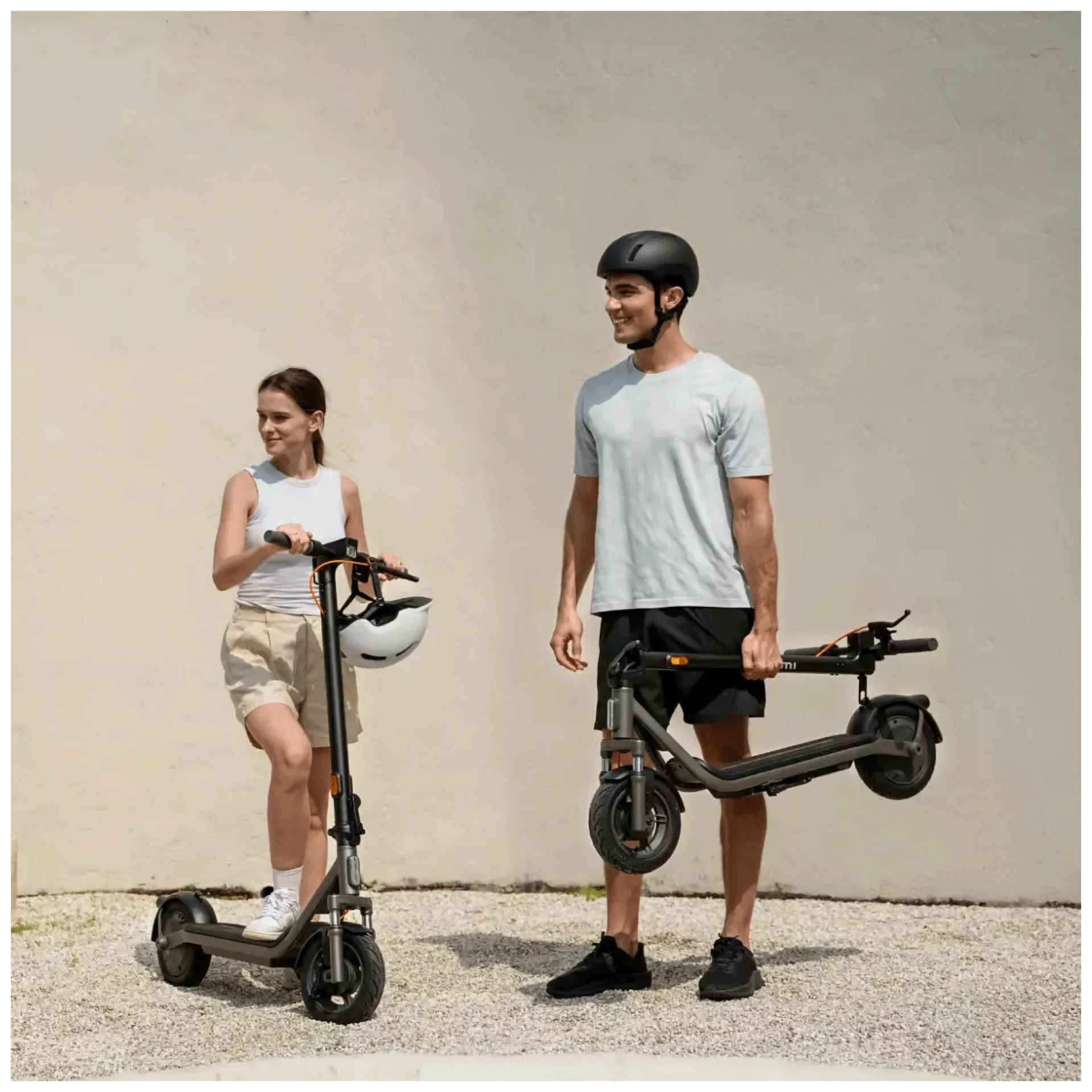 Xiaomi Električni Romobil, 10" točkovi, 25 km/h, Domet do 25 km - Mi Electric Scooter 6 Lite