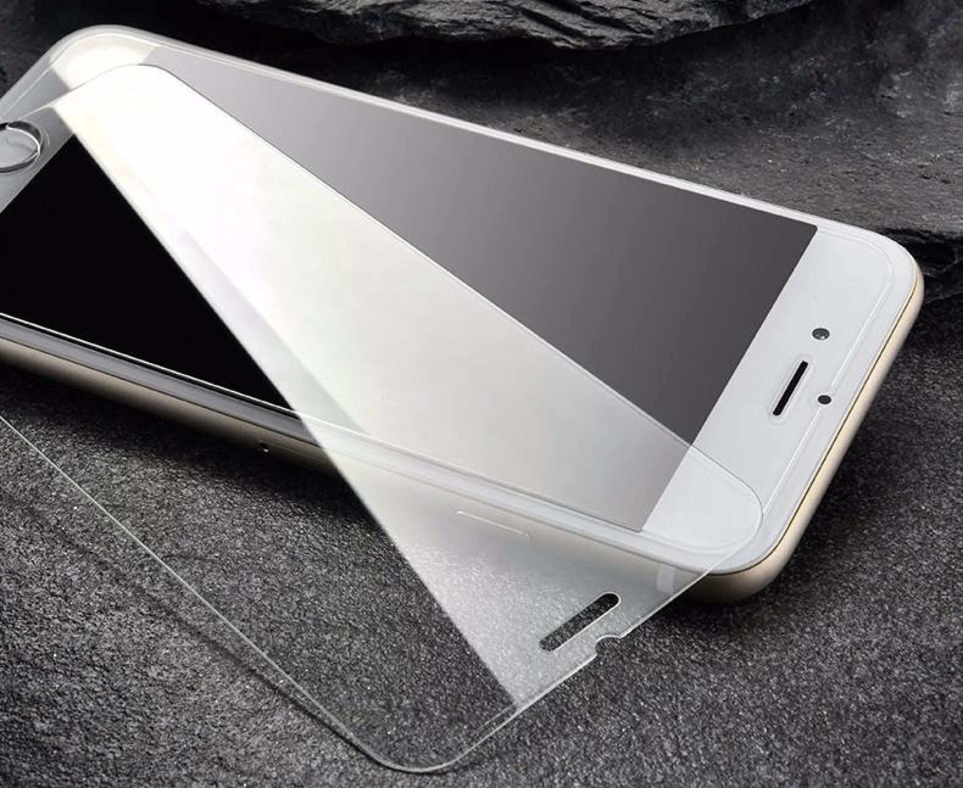 Zaštitno staklo Wozinsky Glass za iPhone 16
