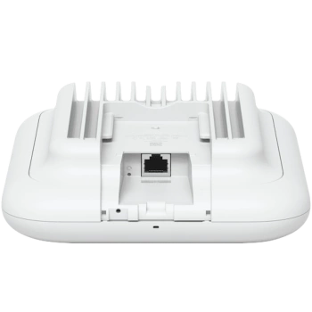 Ubiquiti U7-Outdoor All-weather WiFi 7 AP with 4 spatial streams, an integrated directional super antenna, and versatile mounting options
