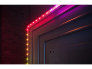 Philips 65"PUS8001 4K Titan OSAmbilight s 3 strane; HDMI 2.1Pixel Precise Ultra HD; Dolby Atmos