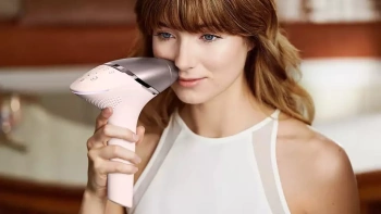 PHILIPS Lumea BRI958\00