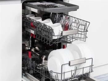 WHIRLPOOL WSBO 3O23 PF X Masina za sudje 45cm