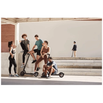 Xiaomi Električni Romobil, 8.5" točkovi, 25 km/h, Domet do 45 km - Mi Electric Scooter Pro2